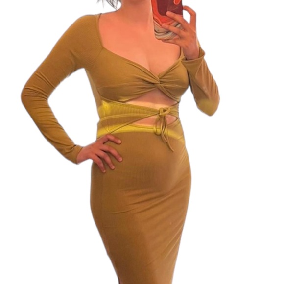 Green Cutout Bodycon Dress - Picture 1 of 3